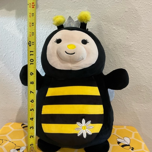 Squishmallows Hug Mees Sunny the Bee -14 inch - no tags - Picture 4 of 6